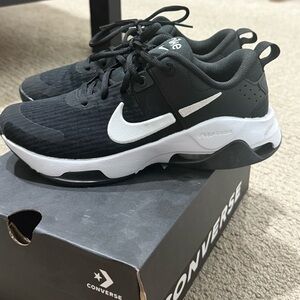 Nike Dual-Tone Black and White Athletic Shoes